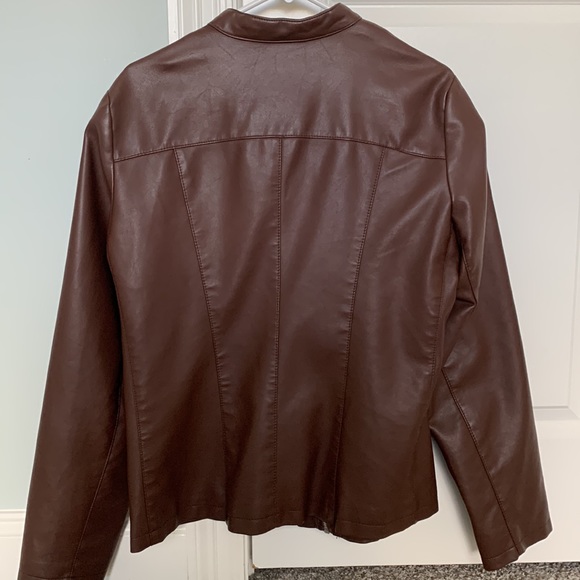 XL Leather jacket - Picture 2 of 4